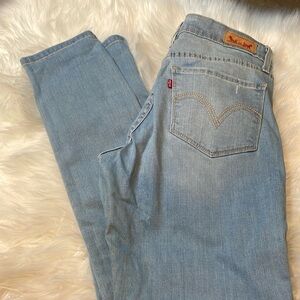 Levi’s 524 Skinny jeans